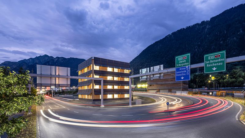 Verkehrsstützpunkt Chur – Blick auf die West- und Nordfassaden – Ingo Rasp